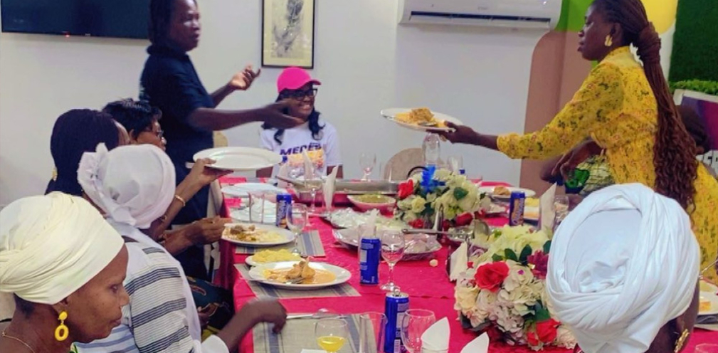 Décembre 2023 Premier dîner caritatif de la MC afin de vous présenter le bilan des actions en faveur des mères courageuses de l’opération « donnons la force ».